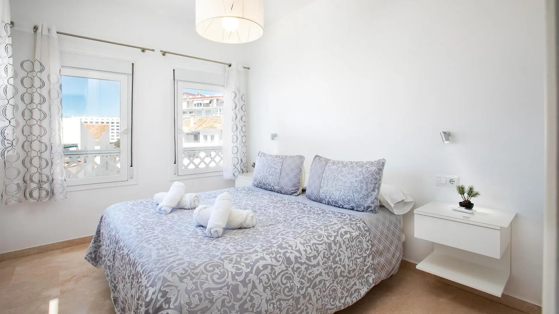 Luxury Sea View Apartment Nerja Spain